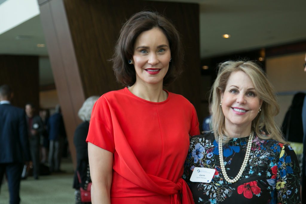 Laura Arnold, Carrin Patman at the Center for Houston's Future 2019 Future of Leadership luncheon. (Photo by Twee Vuong)