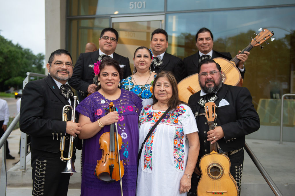 Mariachis welcome guests to the  fiesta-themed Glassell School of Art benefit. (Photo by Wilson Parish)