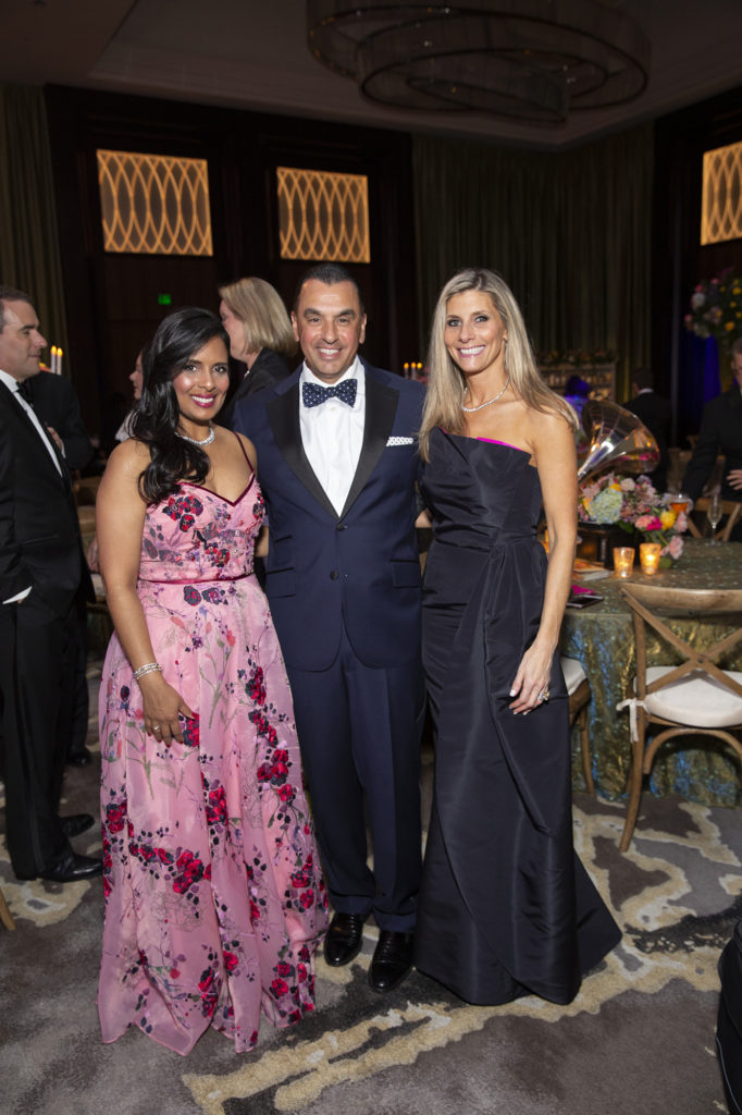 Kusum Patel, Dr. Devinder & Gina Bhatia at the Houston Symphony Ball. (Photo by Jenny Antill)