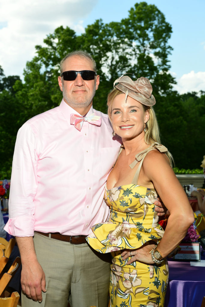 David & Lisa Pitts at the Hats, Hearts & Horseshoes Kentucky Derby Affair benefiting Bo's Place. (Photo by Daniel Ortiz)