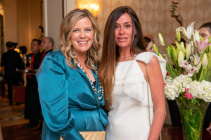 Melissa Sugulas, Elizabeth Dwyer at the Recipe for Success Delicious Alchemy dinner. (Photo by Michelle Watson CatchLightgroup.com)