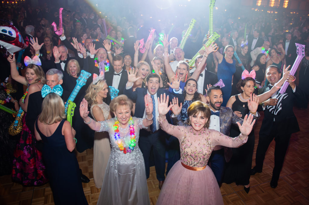 Party time on the dance floor at the Memorial Hermann Circle of Life Gala at Hilton Americas Houston. (Photo by Wilson Parish)