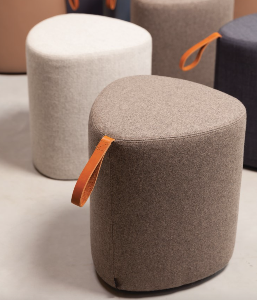Cascando's Pully pouf