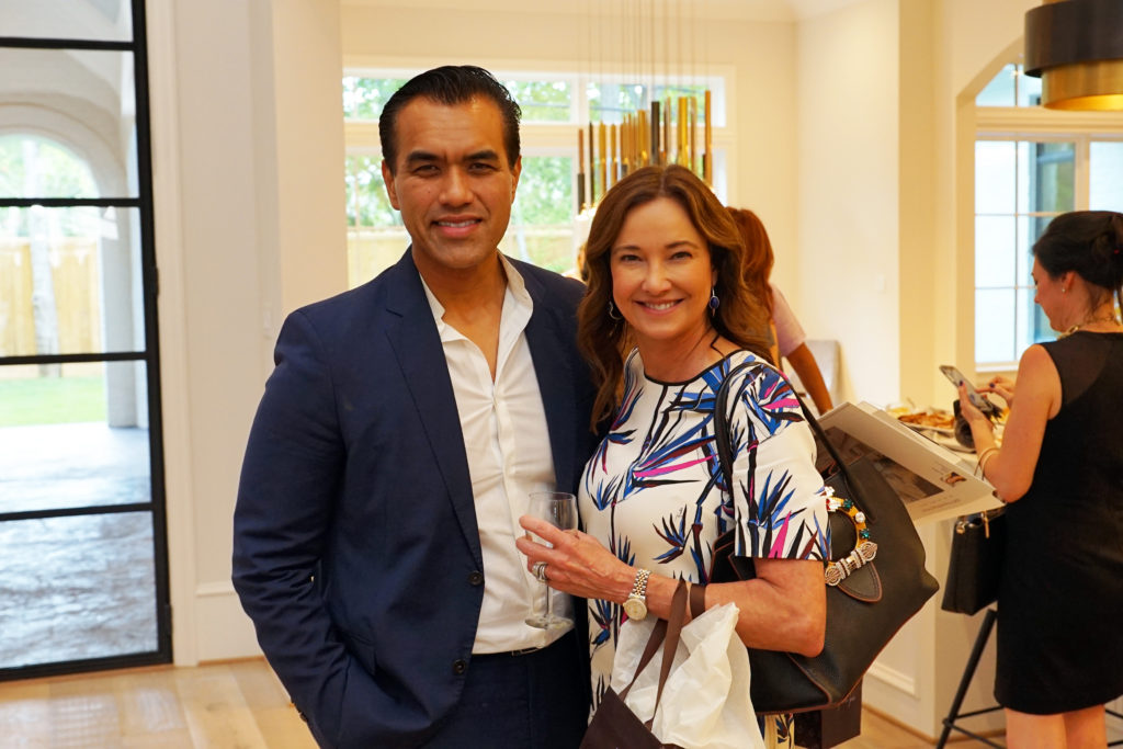 Thai Klam, Diane Kingshill (Photo by Michael Saavedra, Amber Magic Studio)