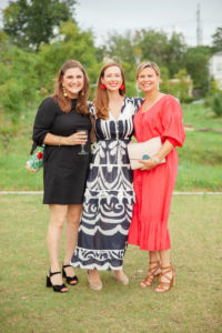 Allie Pappas, Ellen Sweet, Tara English (Photo by Harlow & May Studios, Sissy Martin)