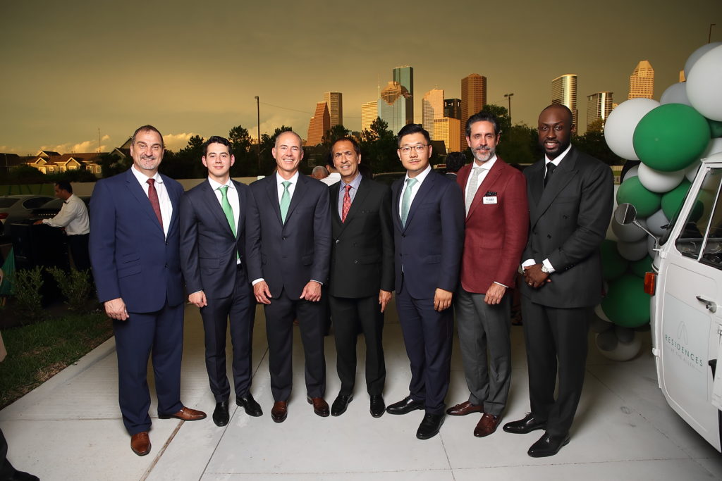 Armin Deutsch, Roberto Contreras IV, Roberto Conteras, Moez Mangalji, David Du, Emilio Guzman, Acho Azuike (Photo by Quy Tran)