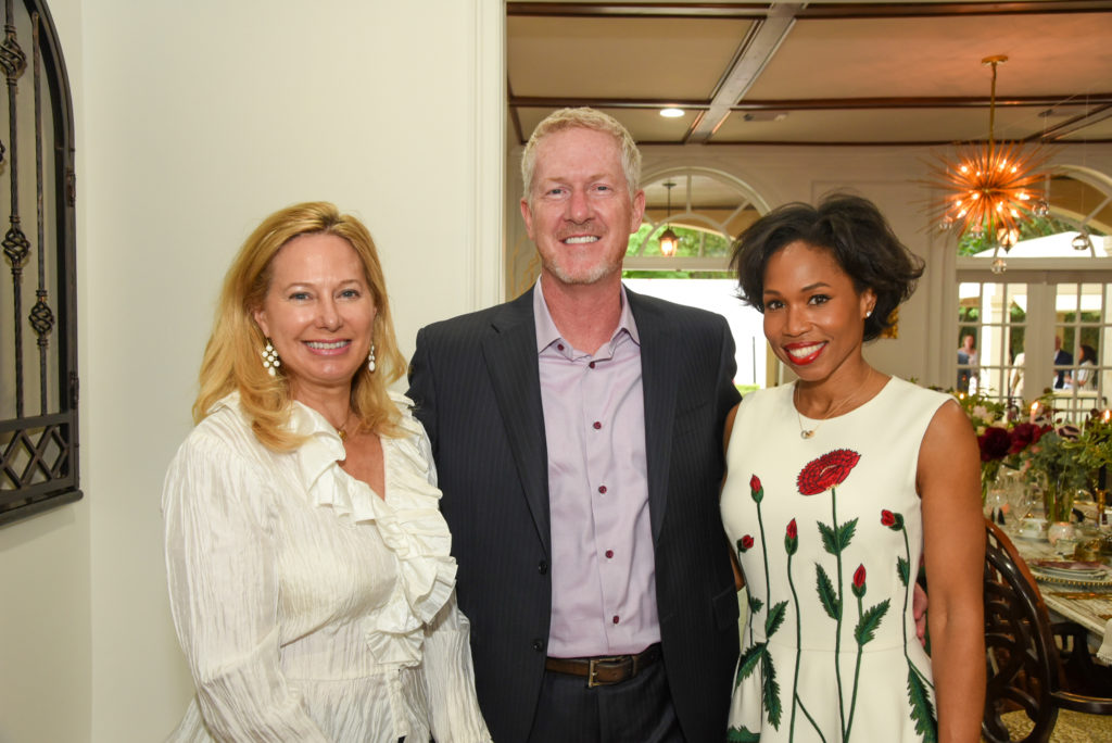 Joanne Houck & Tim Singletary, Roslyn Bazzelle Mitchell at the Heart Ball's $1,000 a person dinner. (Photo by Alexander's Fine Portrait Design)