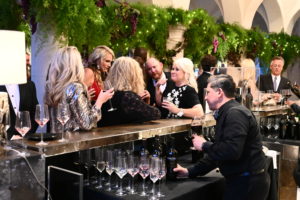 The outdoor bar where guests indulged in Theorem Wines at Kisha & Jason Itkin’s wine release bash. (Photo by Al Torres Photography)