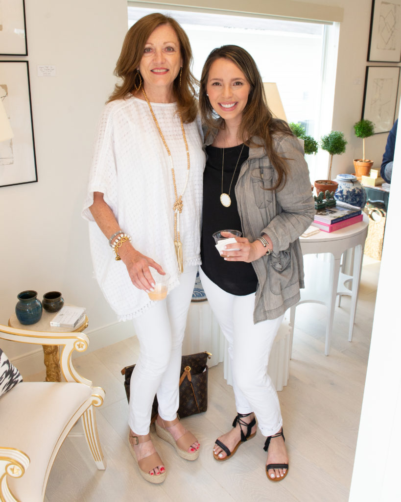 Genna Weidner, Sessie Delatorre (Photo by Emile Browne)