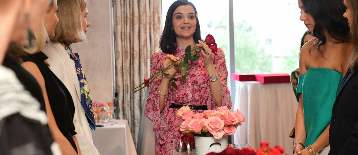 Joybox Flowers owner Leila Asgari explains the fine art of flower arranging at Zadok Jewelers’ Pasquale Bruni luncheon at La Table.