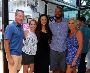 Ron Finck, Julie Baker Finck, Amanda Abiassi, Wade Smith, Kristen Stubbs at the Barbara Bush Houston Literacy Foundation’s Young Professionals Group crawfish boil. (Photo by Daniel Ortiz)