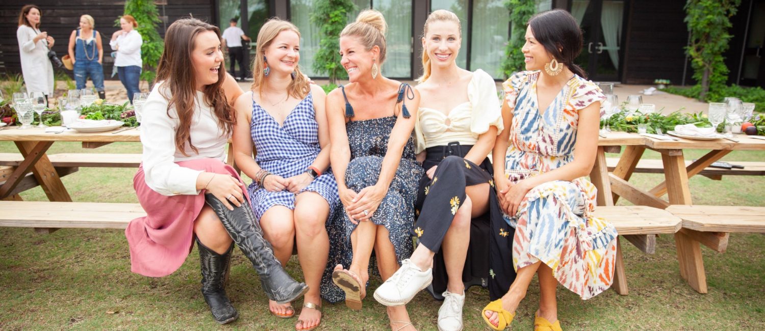 Stephanie Tower, Rebecca Alexander, Courtney Paddock, Kelli Bunch, Nancy Bihlmaier (2) (Photo by Harlow & May Studios, Sissy Martin)