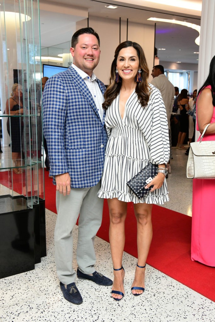 Stephen & Julie Chen (Photo by Daniel Ortiz)