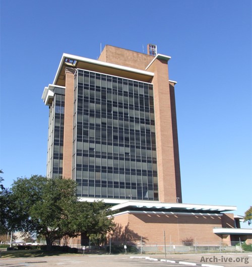 The building was originally built in the early 1960s. (Photo by The Arch-ive)