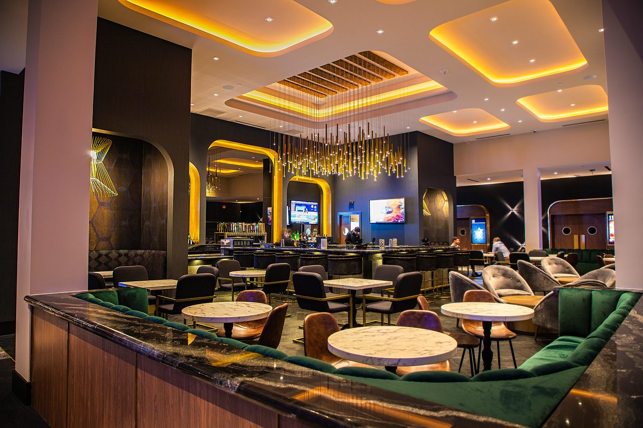 New Monster Sized Movie Screen Shakes Up Houston's Theater Wars