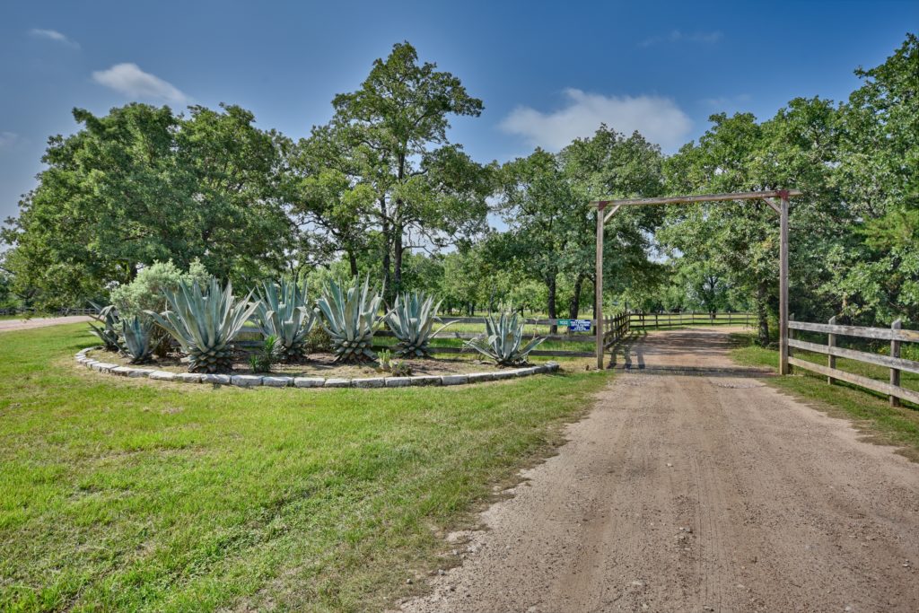 The entry to the ranch, located at the end of the road. (Photo by John Deans, Deans Imaging)