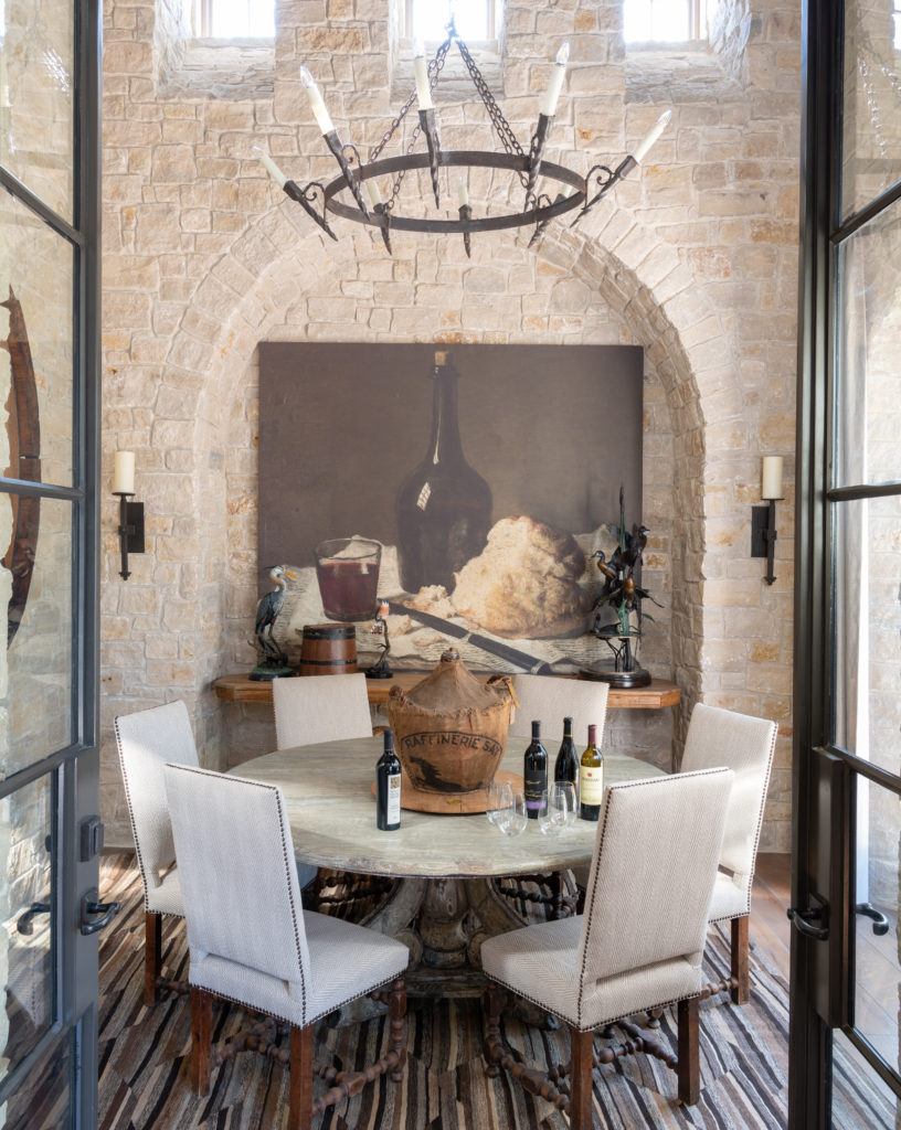 The dining area off of the kitchen at Spread Oaks Ranch. (Photo by Michael Hunter)