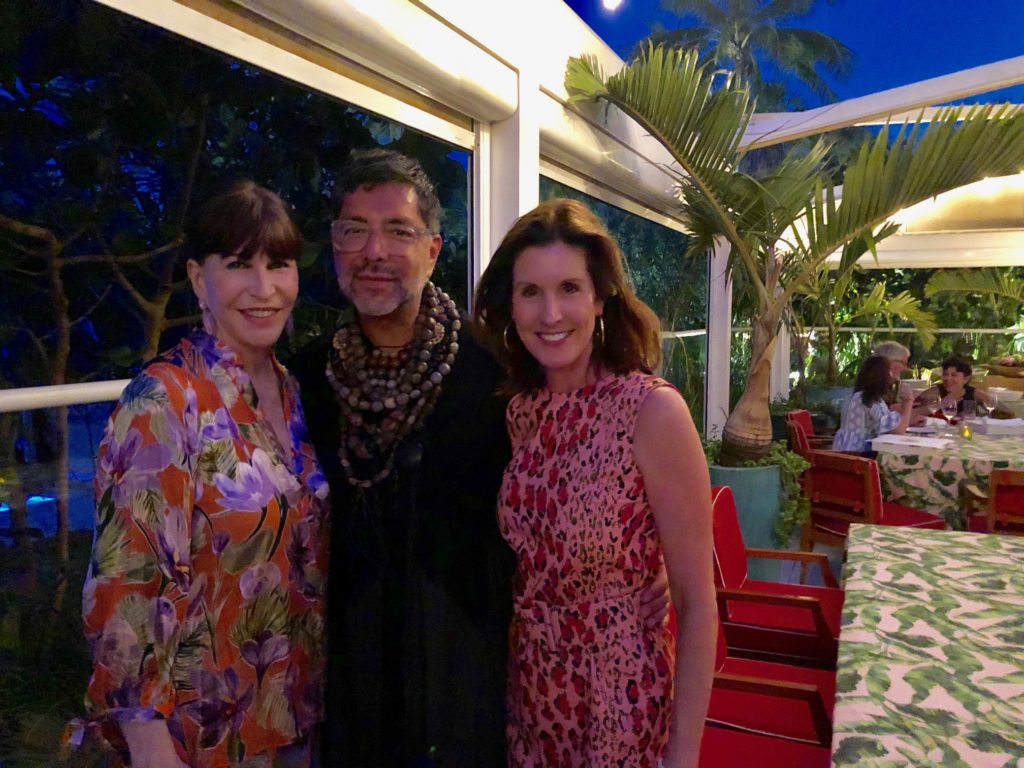 Shelby Hodge, Ceron, Phoebe Tudor at the pizza and rosé party.