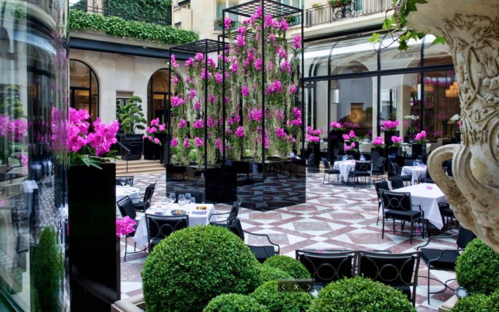 The always-spectacular inner courtyard of Paris' George V helped the hotel earn top world ranking at Virtuoso Travel Week. You can now reach Paris via Lufthansa airlines.