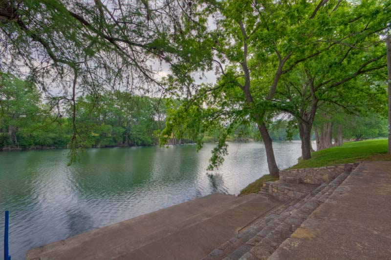 Vista Camps sits on the cool banks of the Guadalupe River.