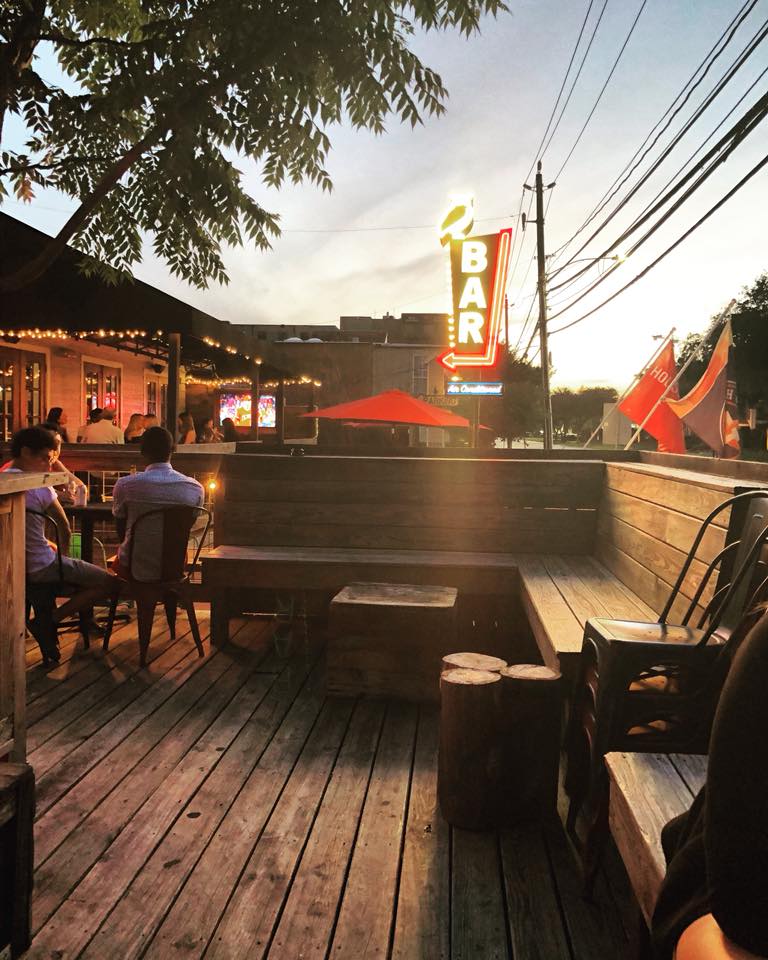 Patrons loved the patio. 