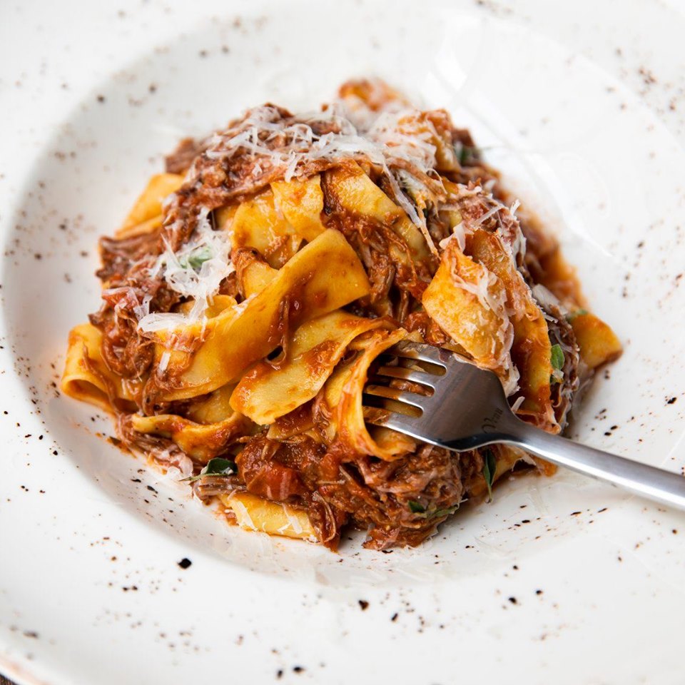 You'd better believe Warehouse 72 has spectacular pastas. 
