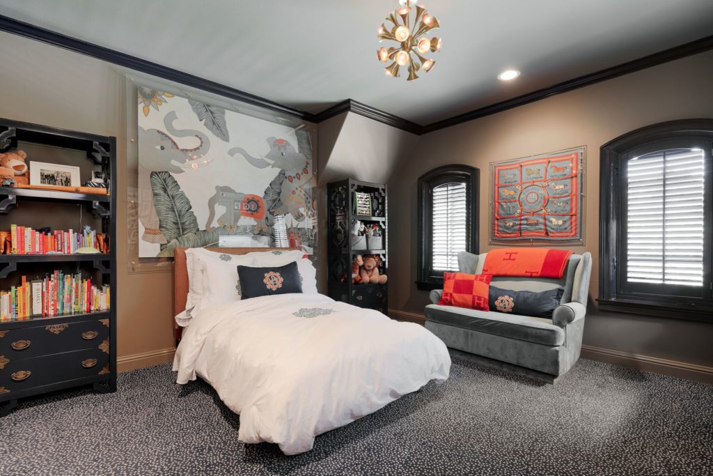 Some bedrooms have a more delicate palette. 