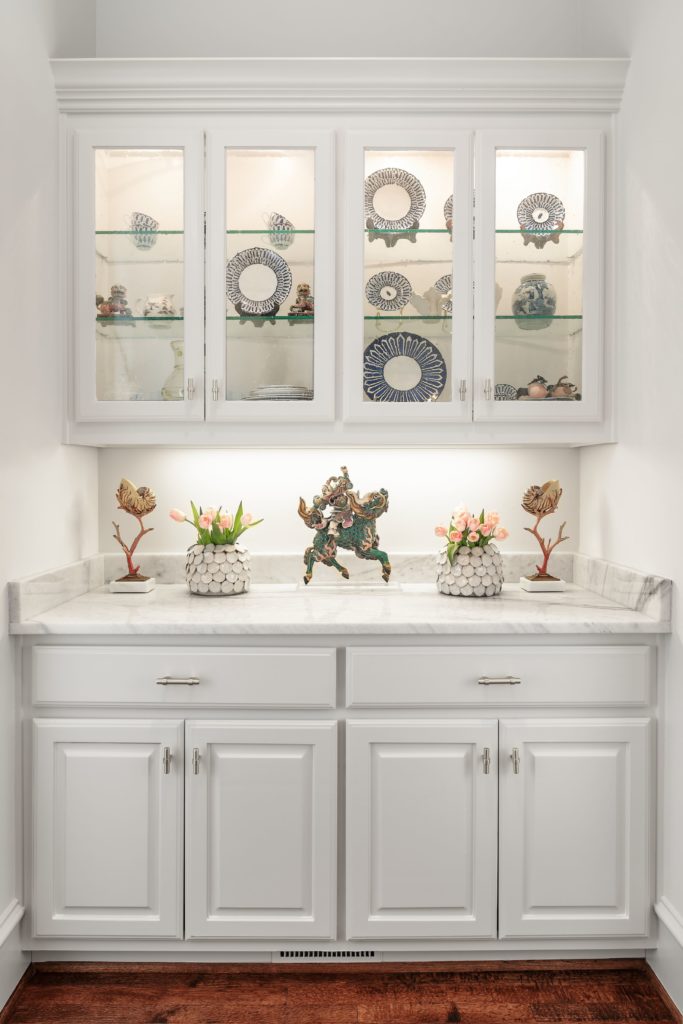 The home is a mix of bold colors and soft neutrals. 