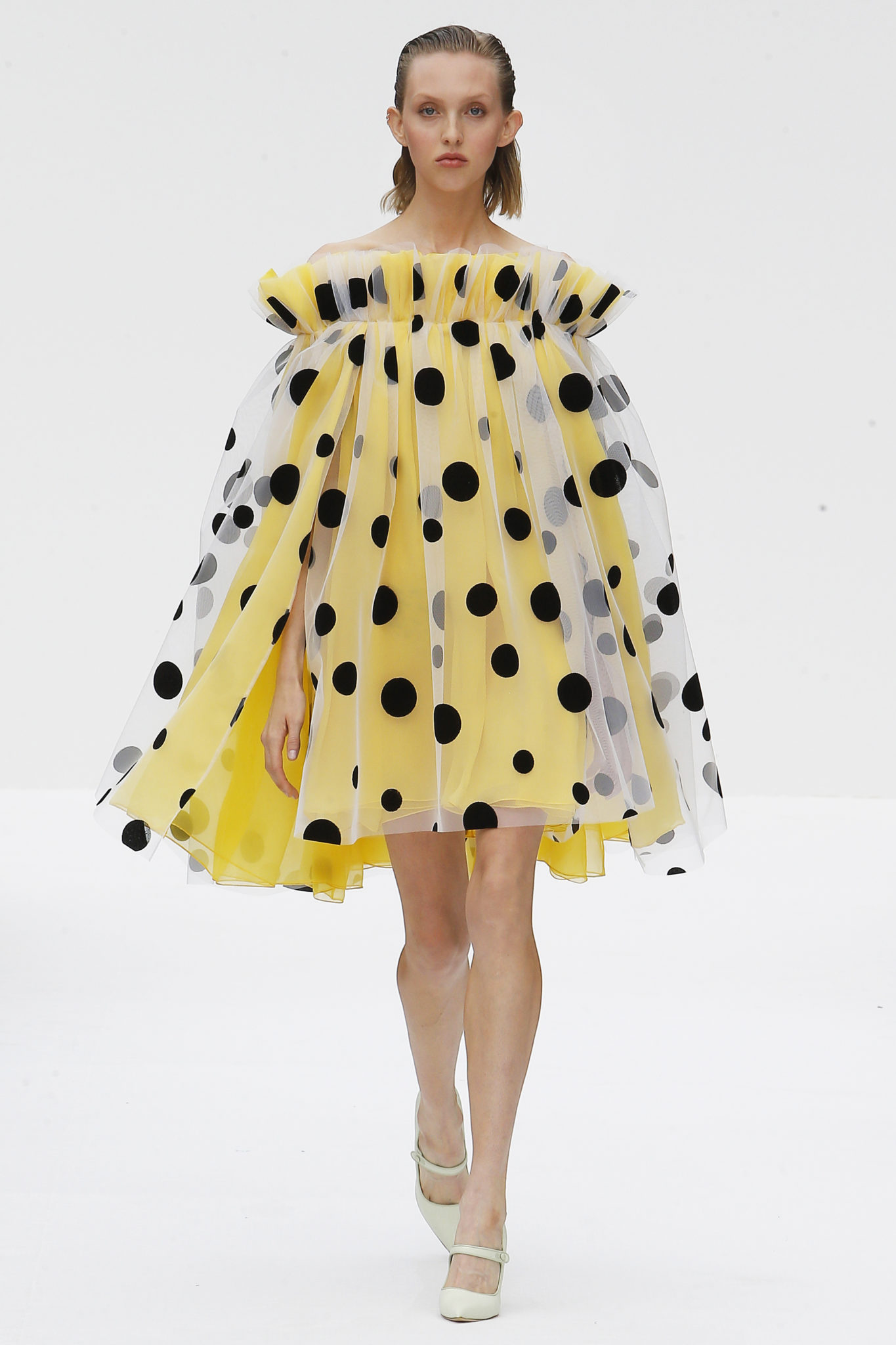 Carolina_Herrera_SS20_47