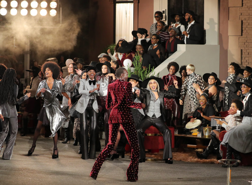 Zendaya tommy show sale