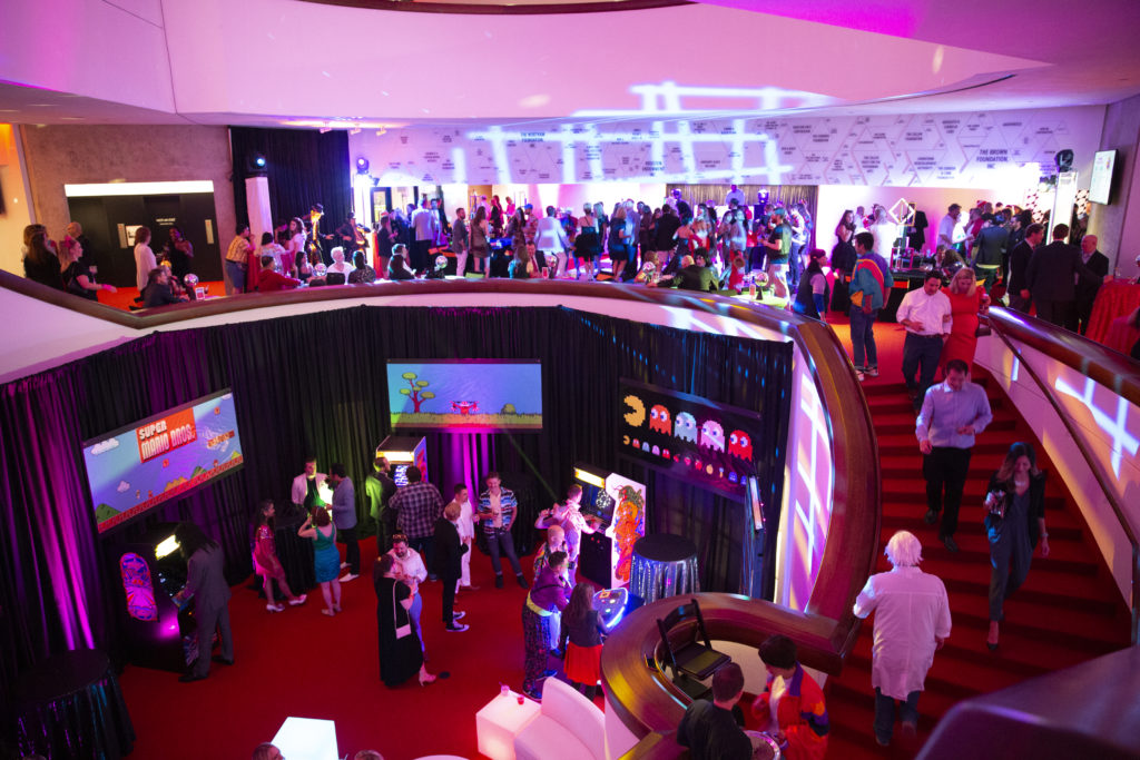 The Alley Theatre '80s party scene for young professionals (Photo by Jenny Antill Clifton)