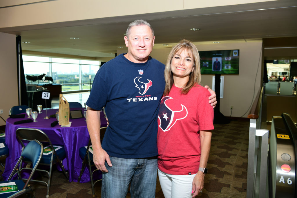 Mark & Vanasa Bounds (David Ortiz Photo)