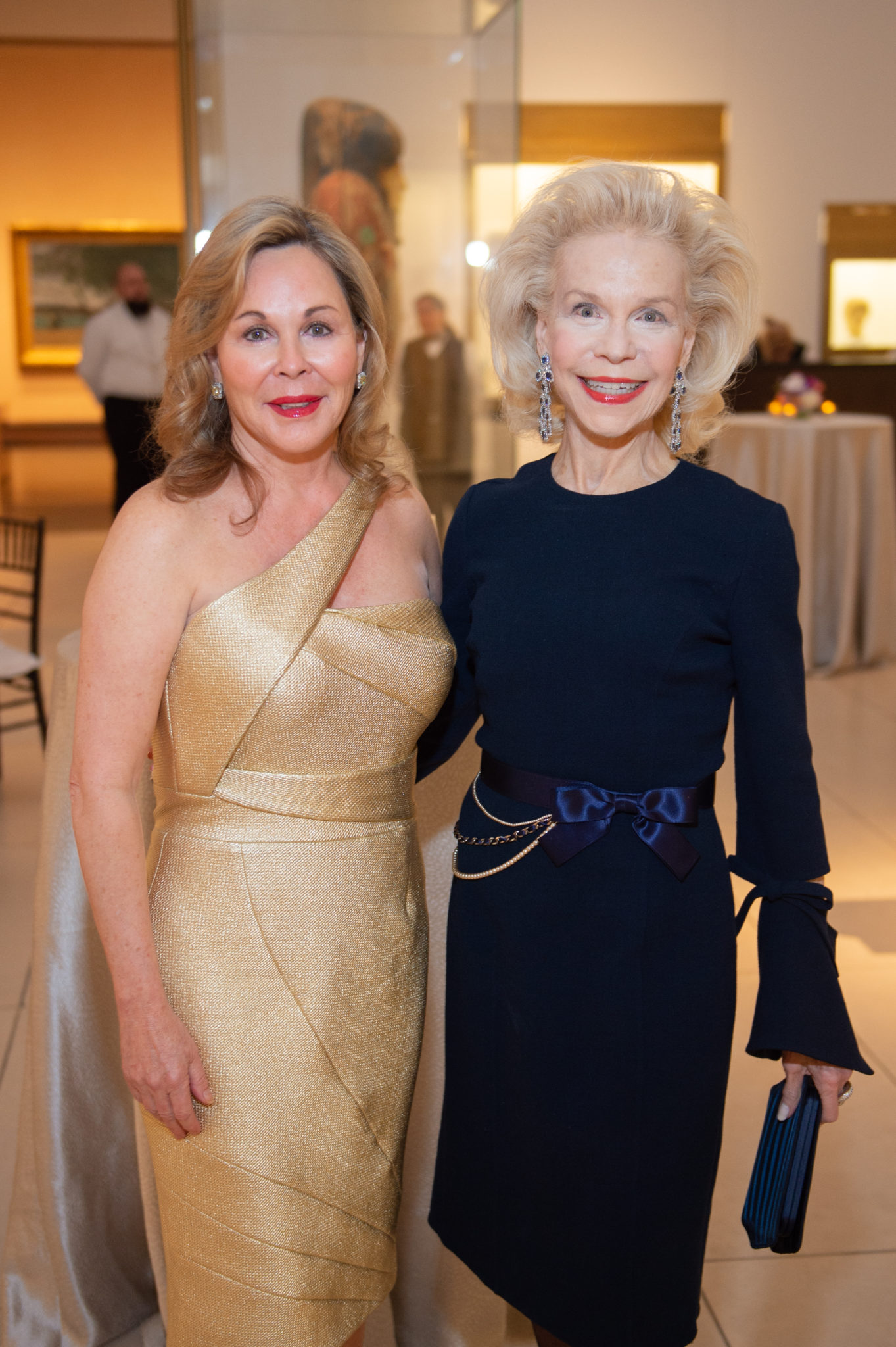 Nancy Kinder; Lynn Wyatt; Photo by Wilson Parish