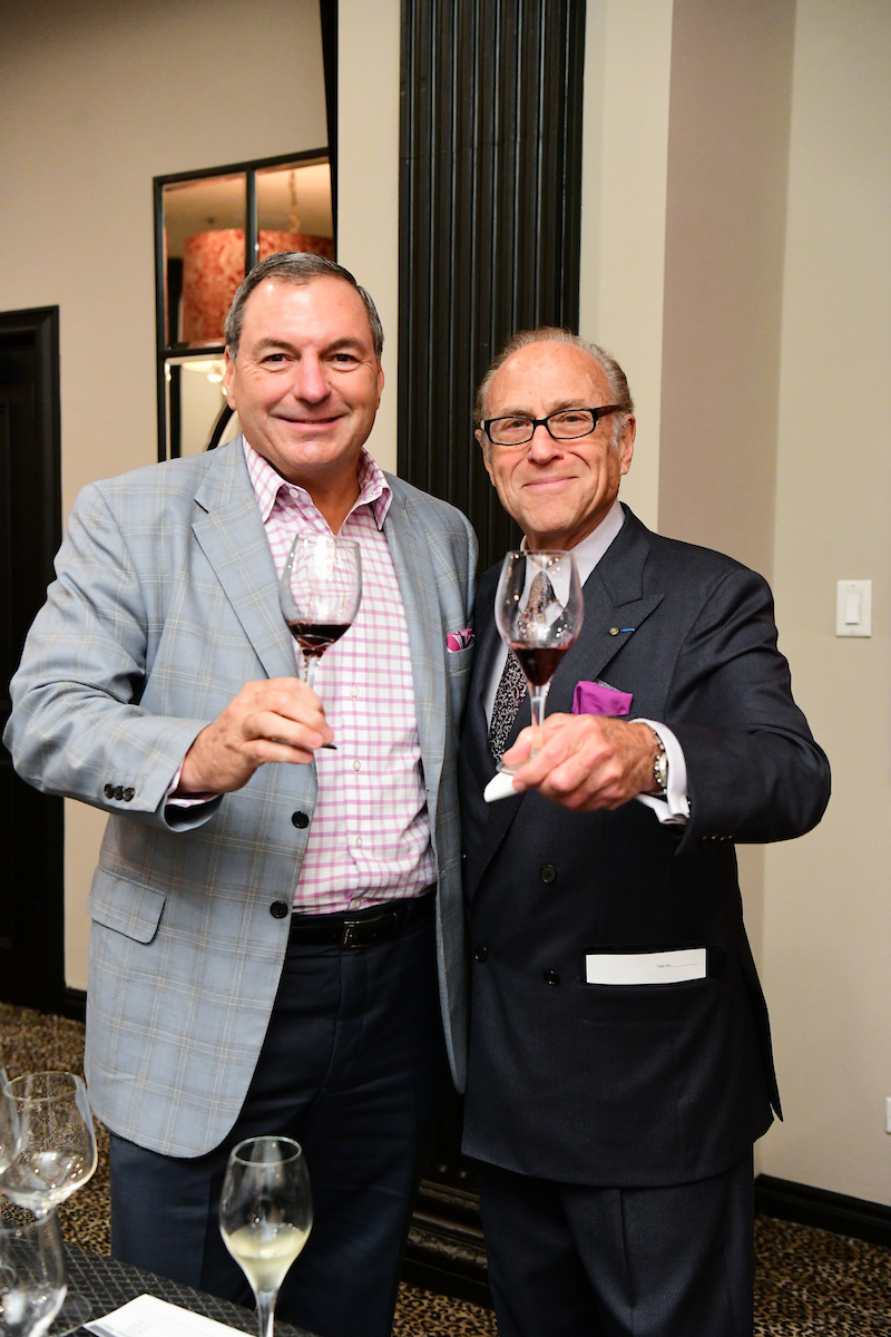 Tracy Dieterich and Robert Sakowitz (Photo by Daniel Ortiz)