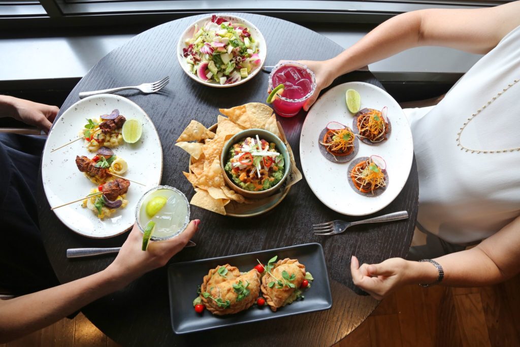 toro toro tablescape