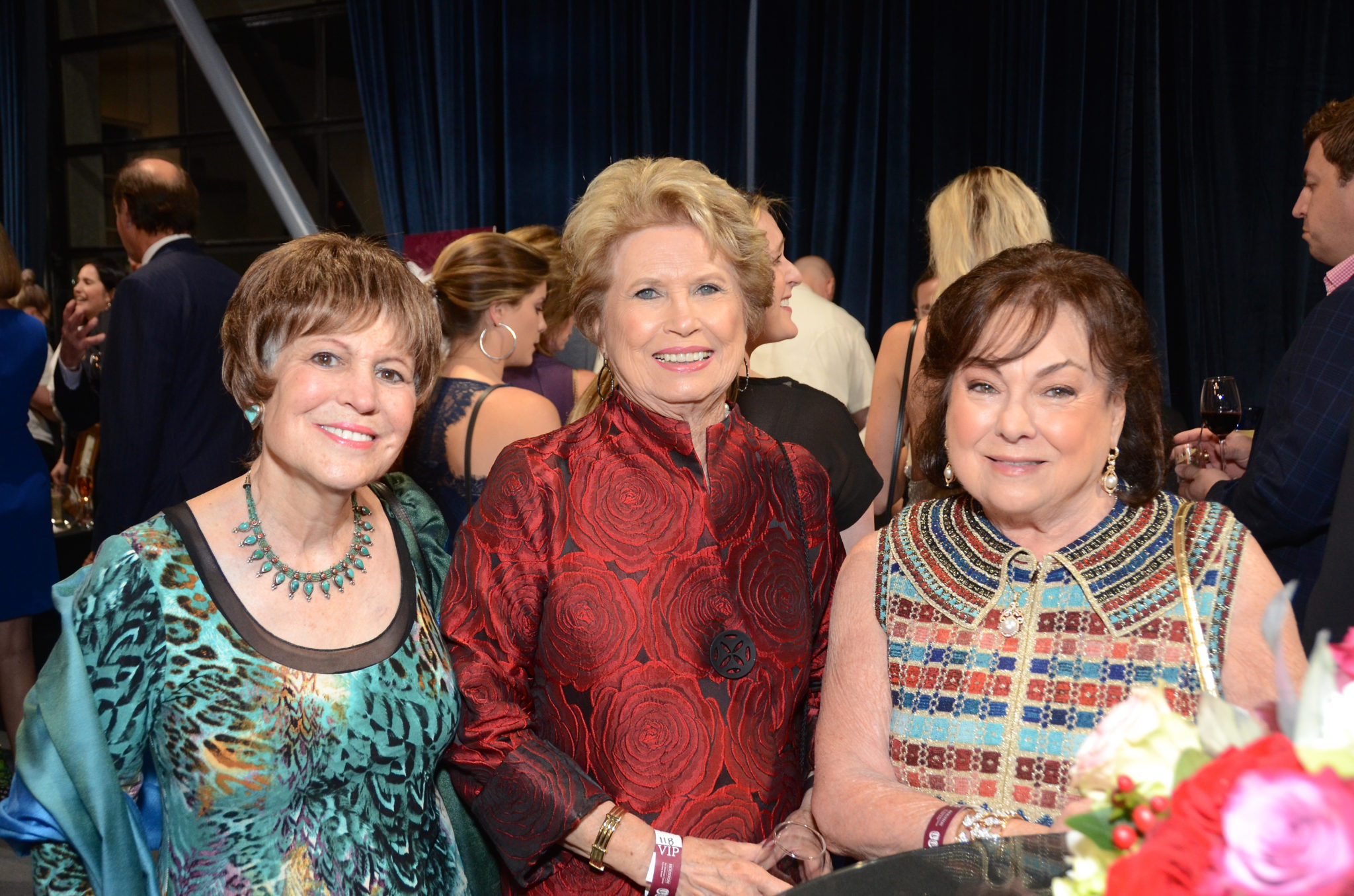 Regina Rogers, Ginger Blanton, Rose Cullen (Photo by Roswitha Vogler)