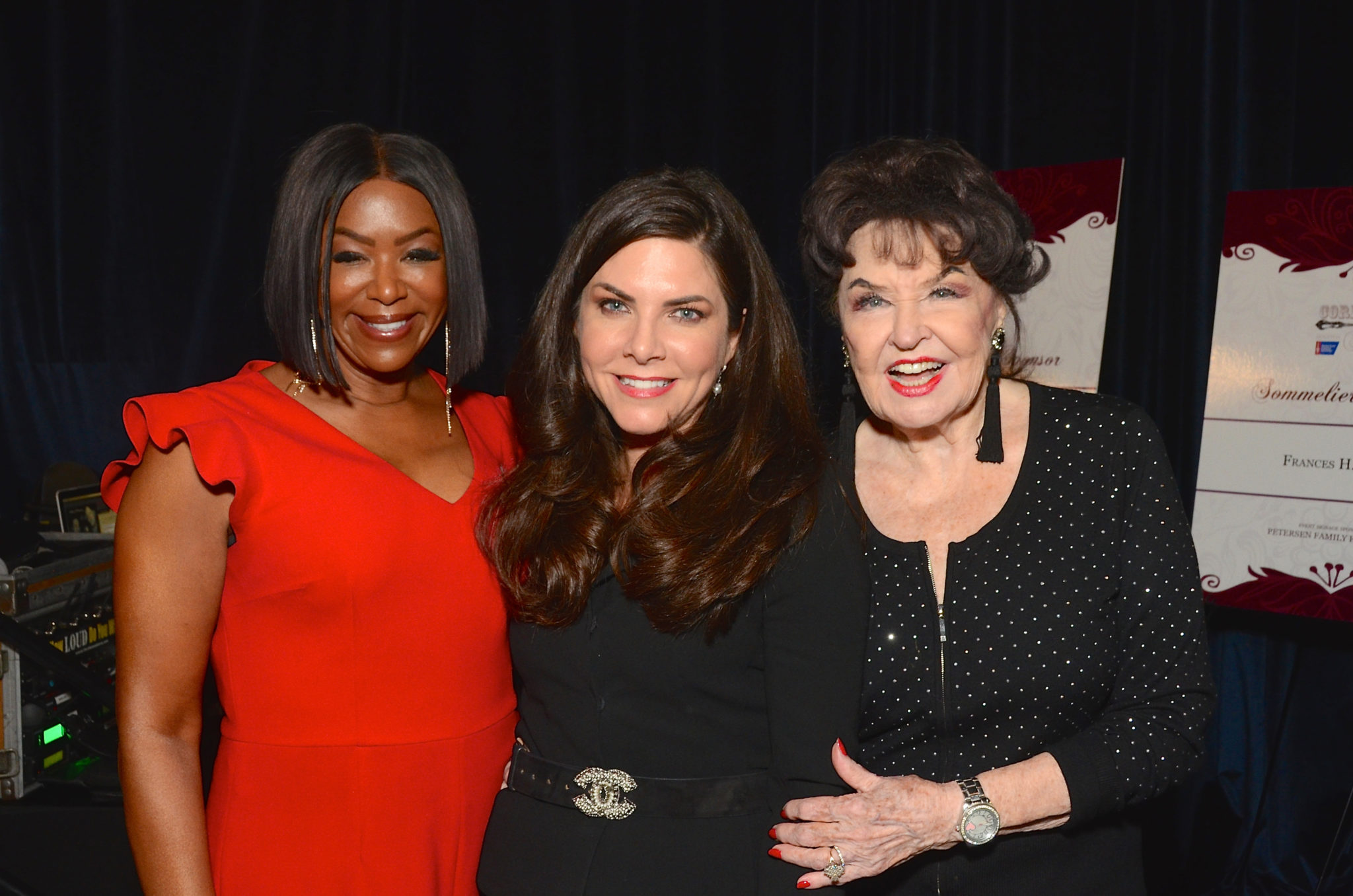 Deborah Duncan, Monica Hartland, Warner Roberts (Photo by Roswitha Vogler)