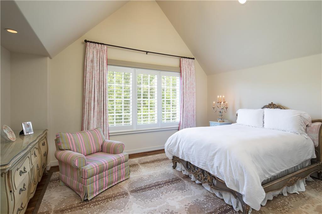 3500 centenary bedroom 3