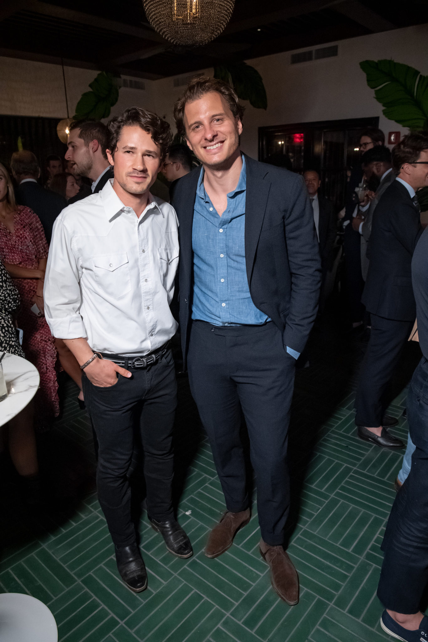 Kyle Hobratschk, Chris Wallace