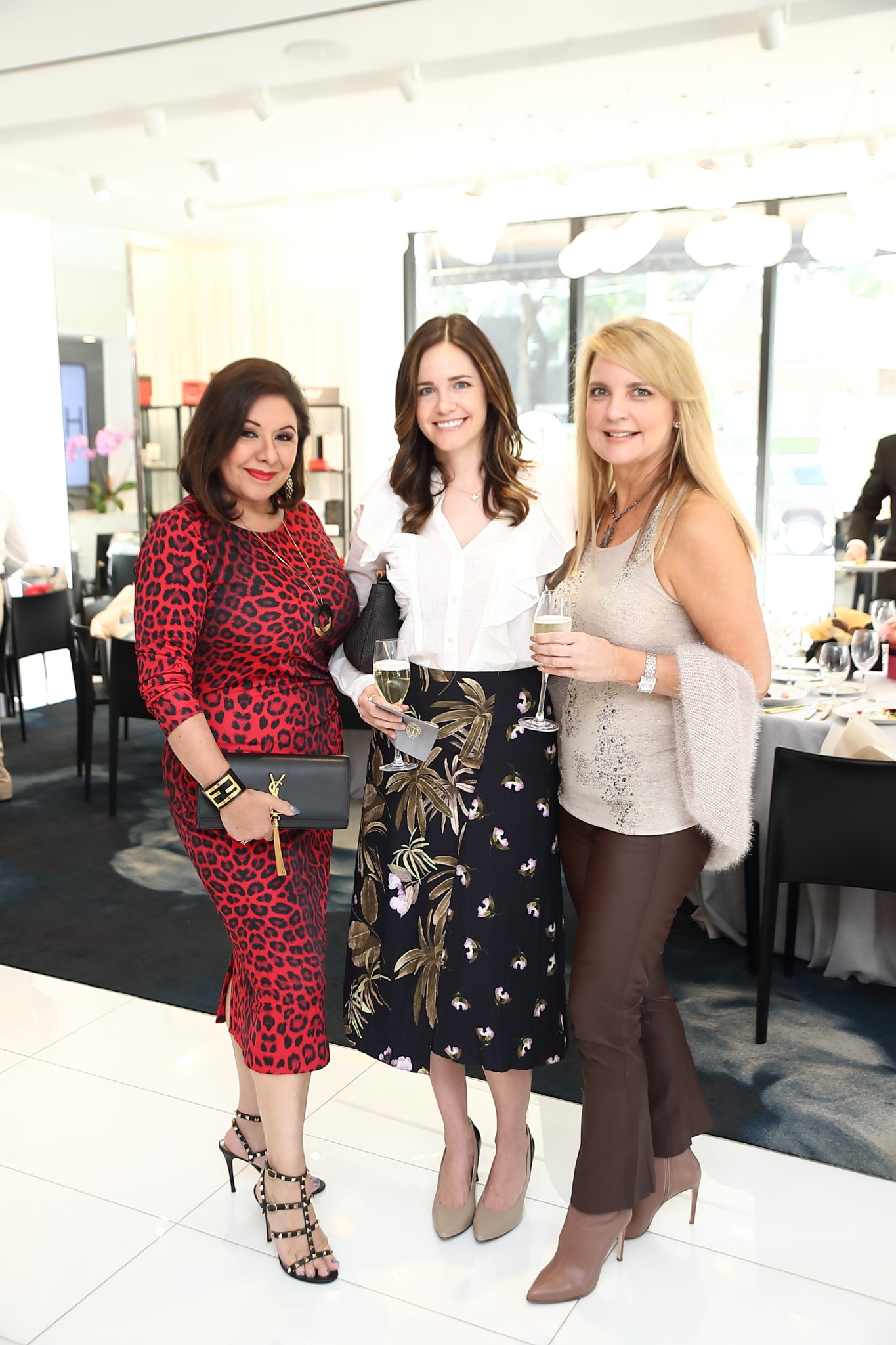 Una Notte Kickoff at Tenenbaum,  Debbie Festari, Jill Bertuccio and Melissa Holman Juneau (Photo by Quy Tran)