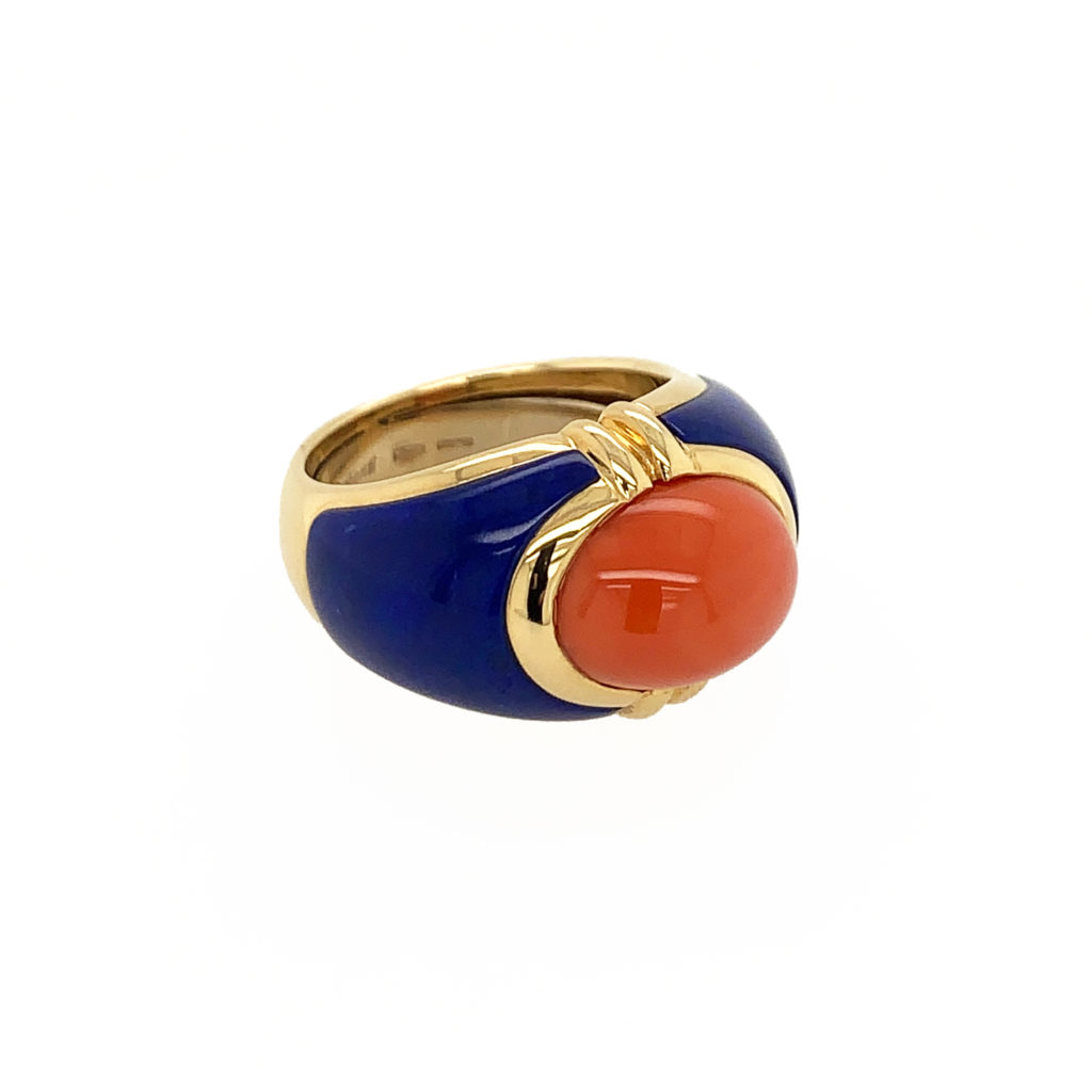 A coral, lapis lazuli and 18-karat gold ring sets the stage for an Astros win.