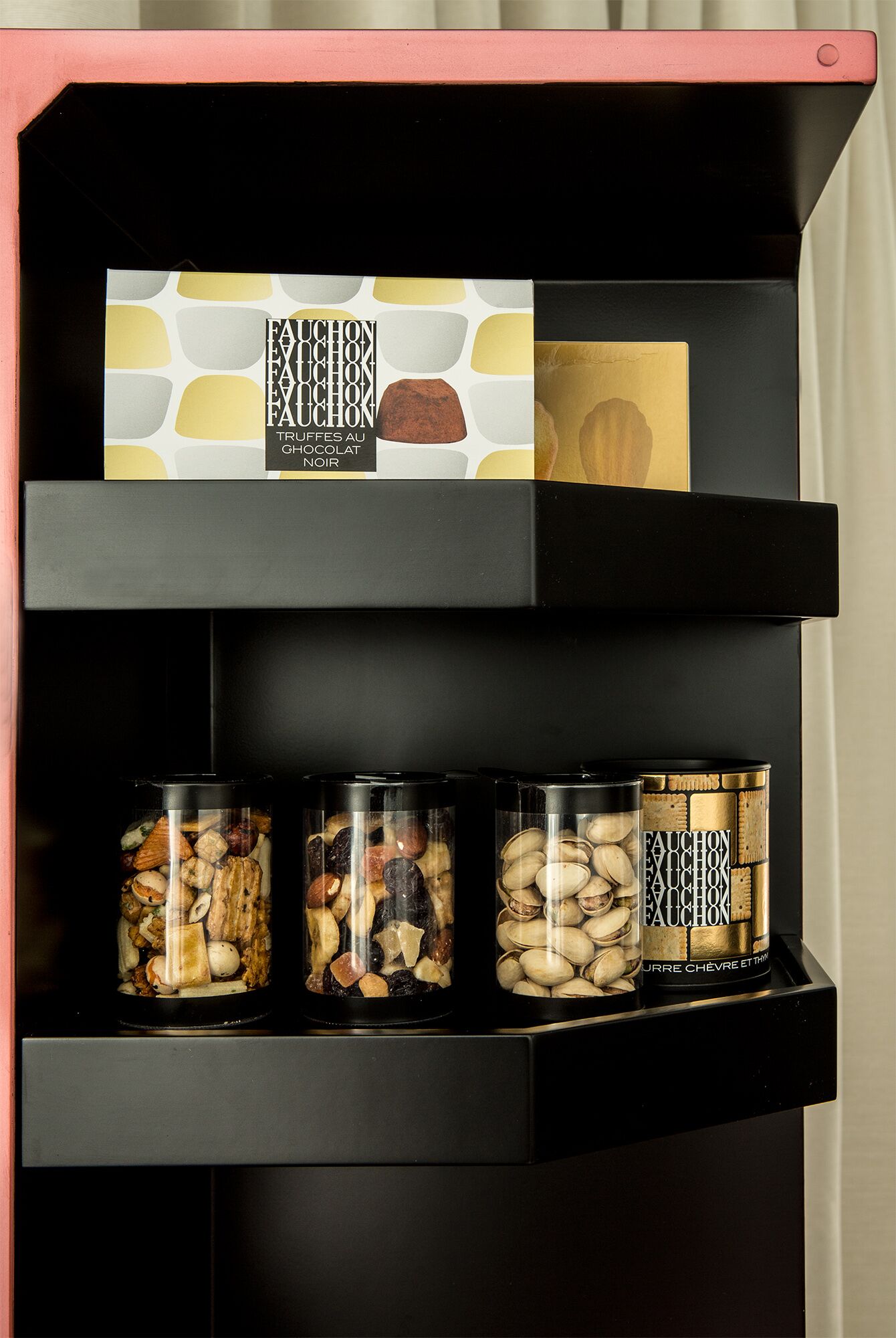 fauchon l’hotel gourmet bar