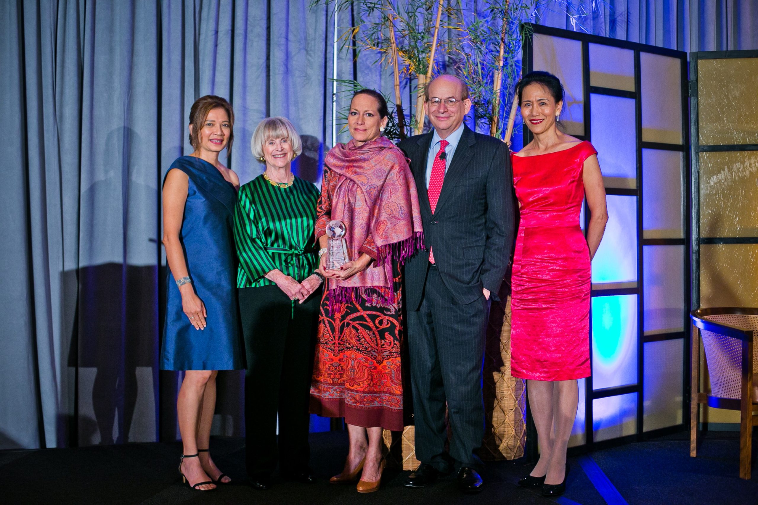 Bonna Kol, Nancy C. Allen, honoree Princess Zahra Aga Khan,  David W. Leebron & Y. Ping Sun at Asia Society Texas Centers Huffington Award Dinner (Photo by Morris Malakoff)