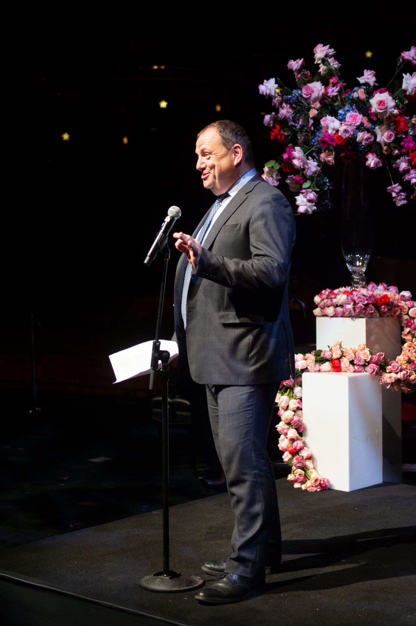 1808_Perryn Leech at podium_Wilson Parish photo (Photo by Wilson Parish)