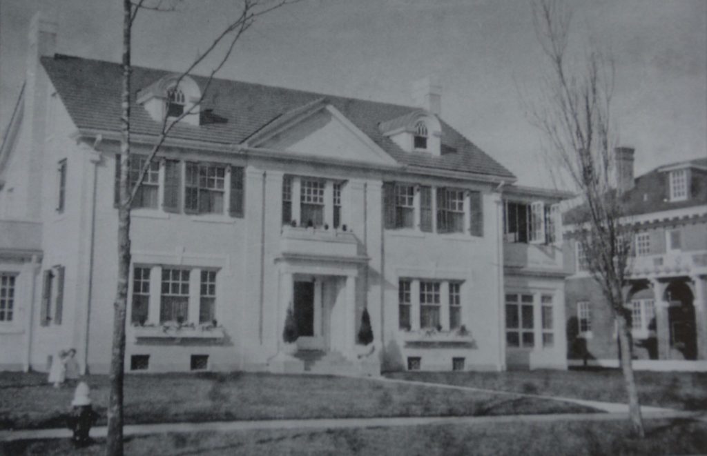 Vintage photo of No. 22 Courtlandt Place, designed in 1917 by Birdsall Briscoe for Murray Brashear Jones and Alice Baker Jones. 