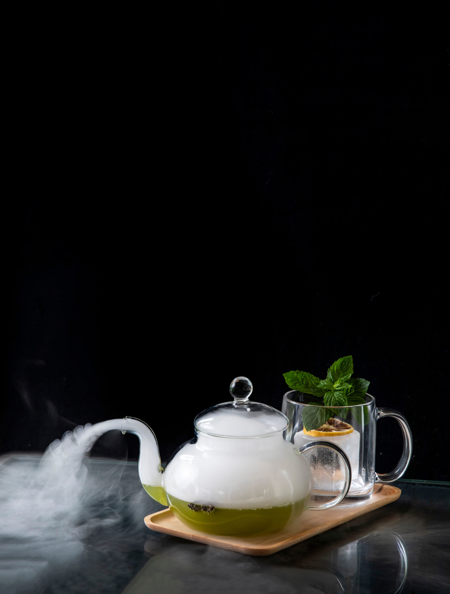 Green tea service (Photo by Julie Soefer)