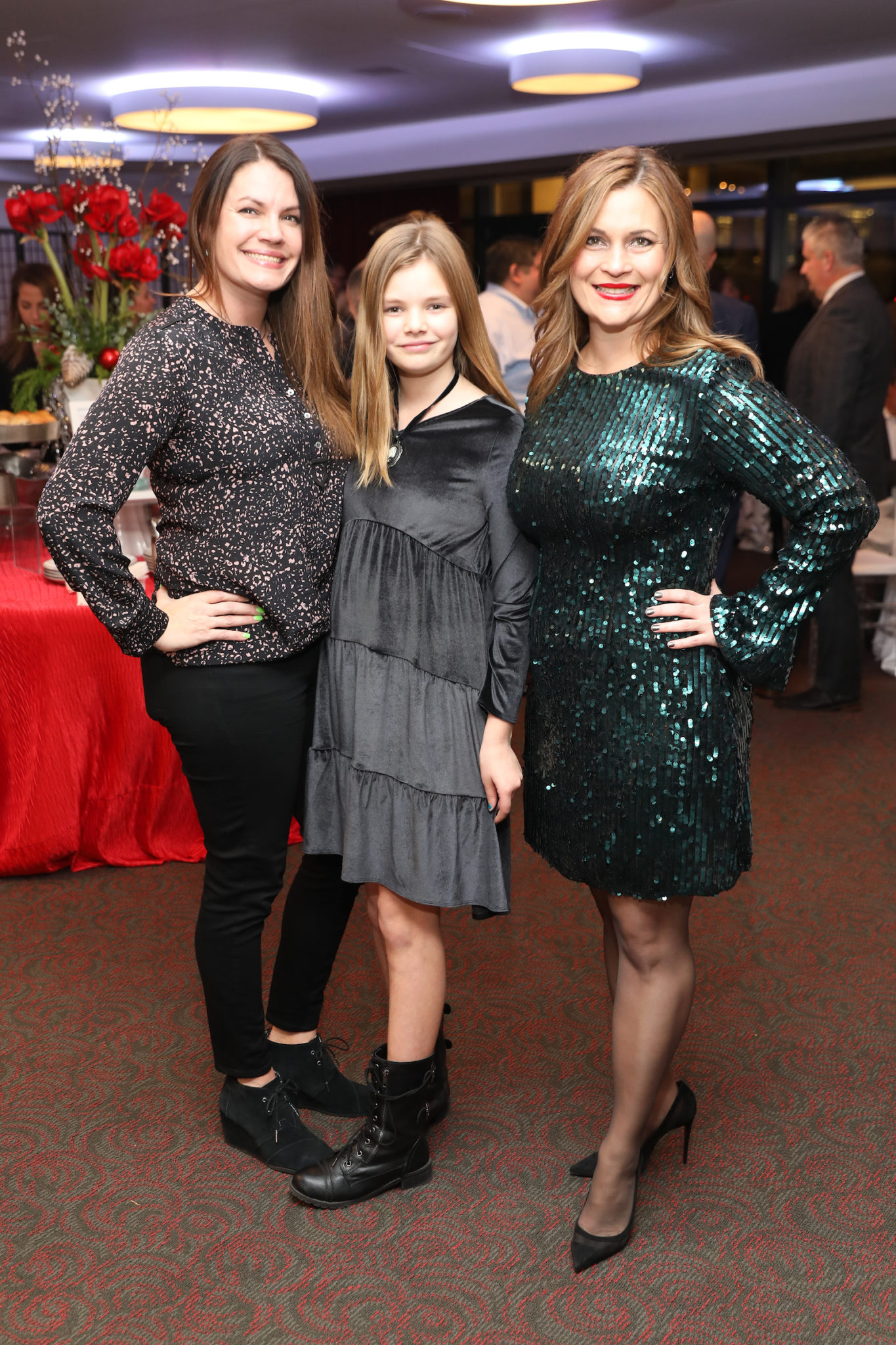 Alley Theatre 2019-20 Deck the Trees. Jill Hahn, Lucy Hahn, and Deck the Trees Chair, Valerie Jalufka. Photo by Priscilla Dickson.