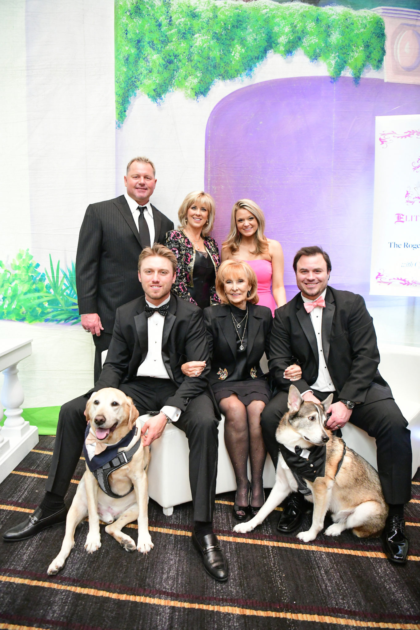 Back Row Roger & Debbie Clemens and Callie Front Row Kody Clemens, Jan Wilde, Koby Clemens with Cy with Lobo photo by Daniel Ortiz