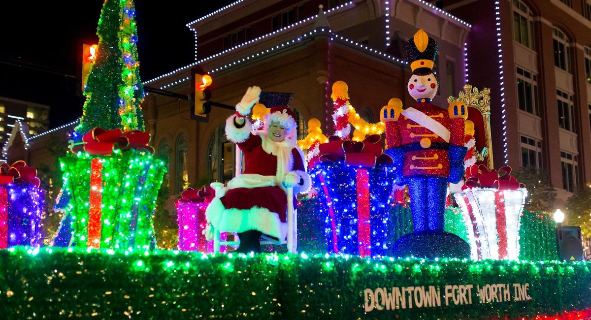 Fort Worth parade of lights