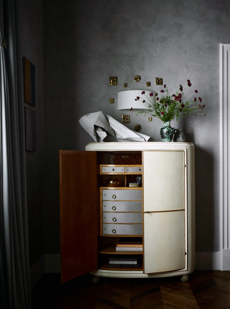 Master bathroom and dressing closet designed by Doniphan Moore. (Photo by Douglas Friedman)